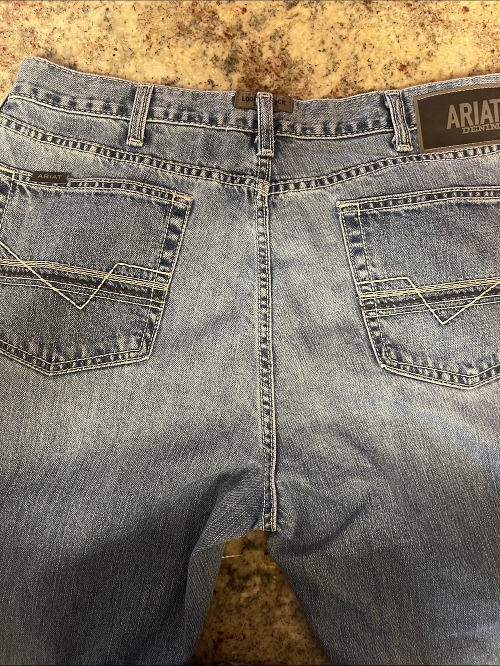 Ariat Men’s Medium Blue Relaxed Jeans size 38 / 36 - Picture 8 of 10